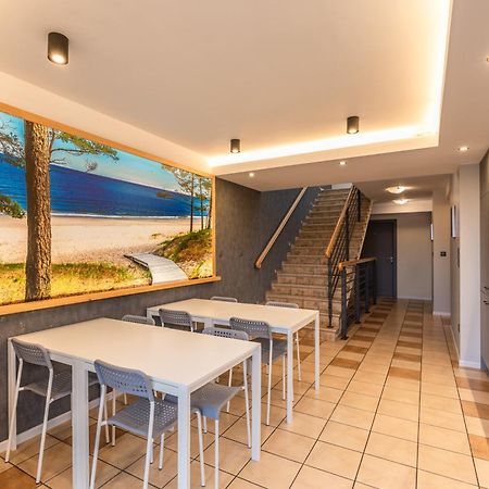Pokoje Salsa Dąbki Εξωτερικό φωτογραφία